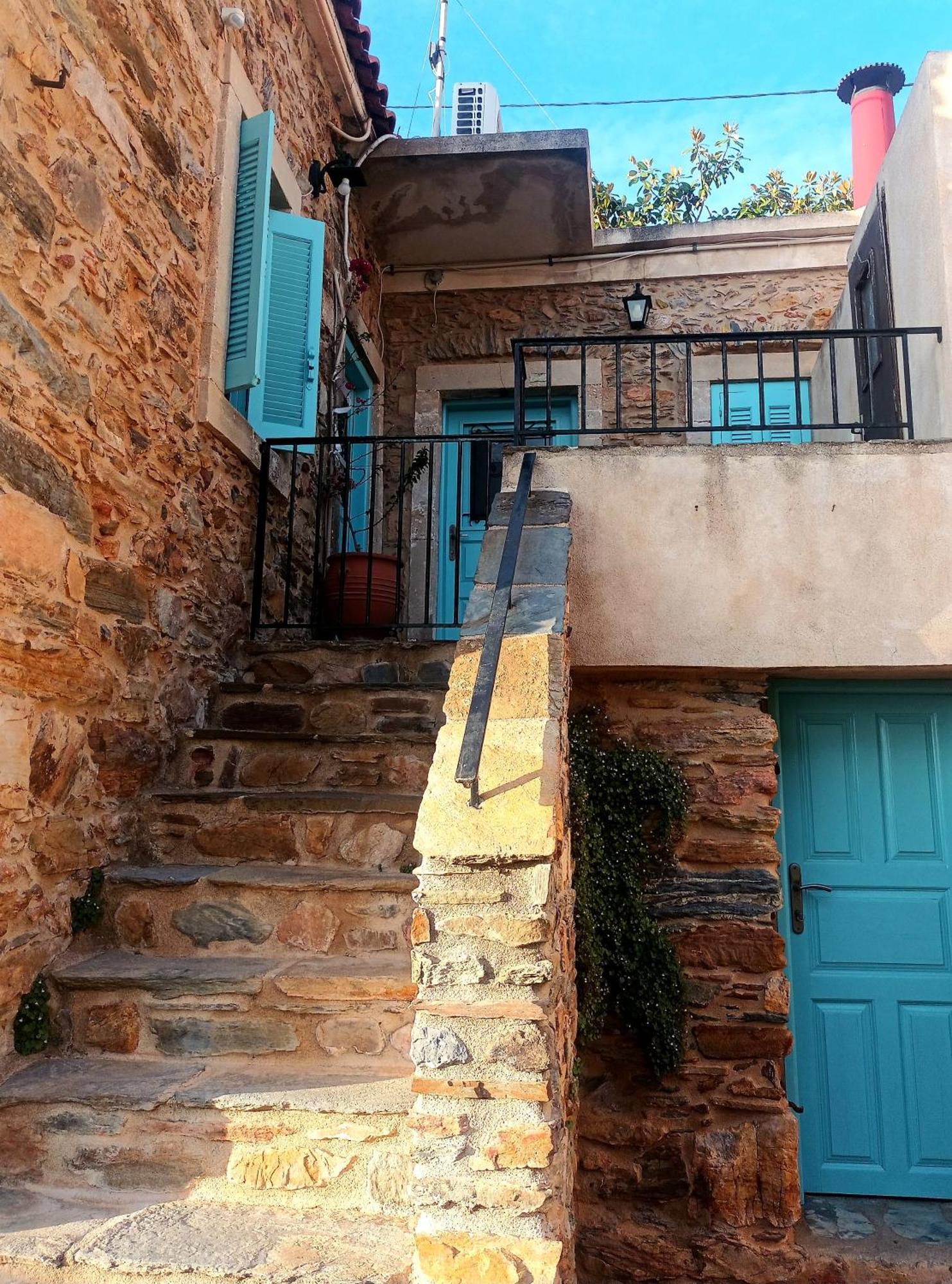 Holiday home λιθόκτιστη παραδοσιακή οικία Agios Nikolaos (Peloponnese)