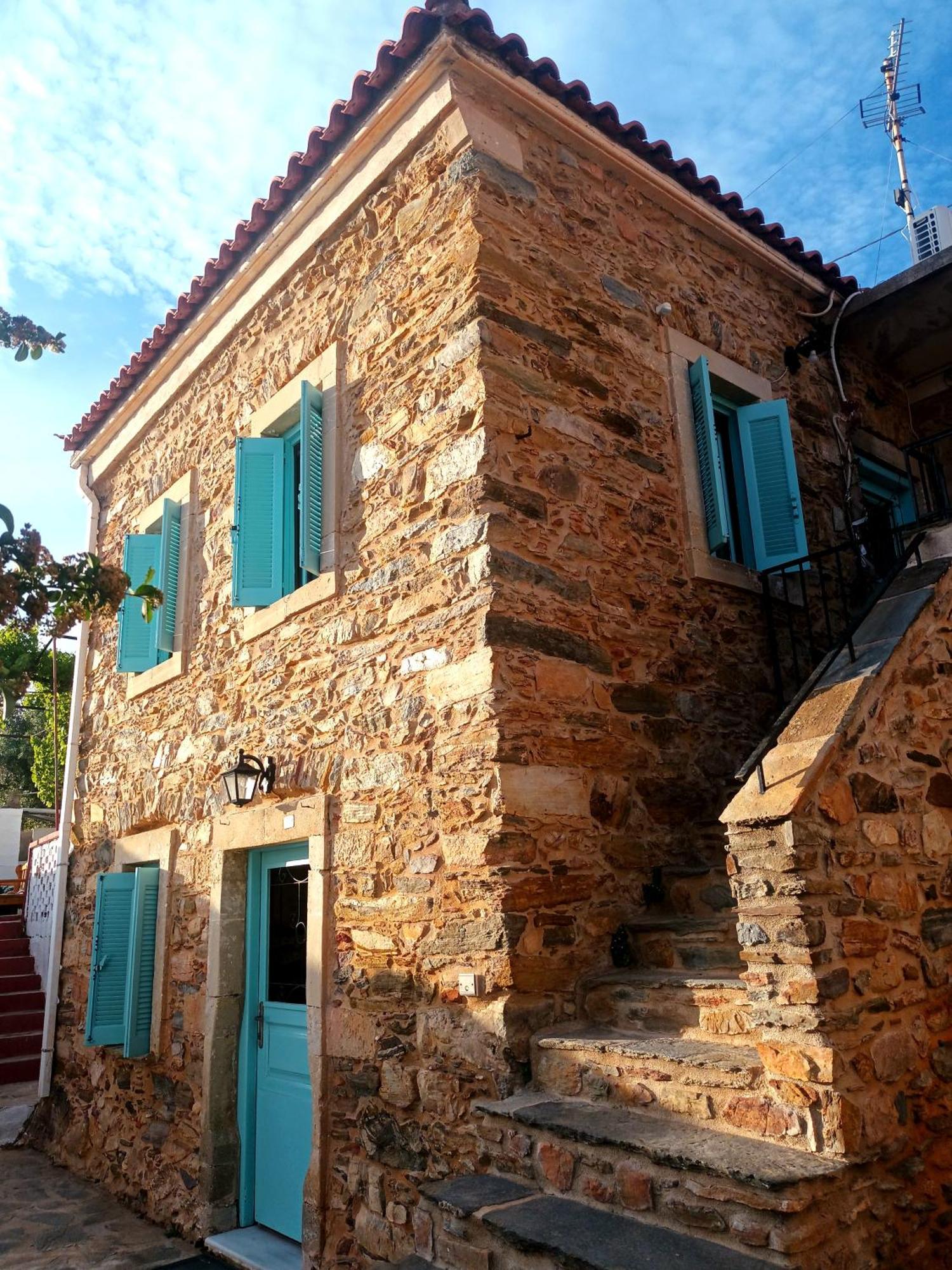 Holiday home λιθόκτιστη παραδοσιακή οικία Agios Nikolaos (Peloponnese)