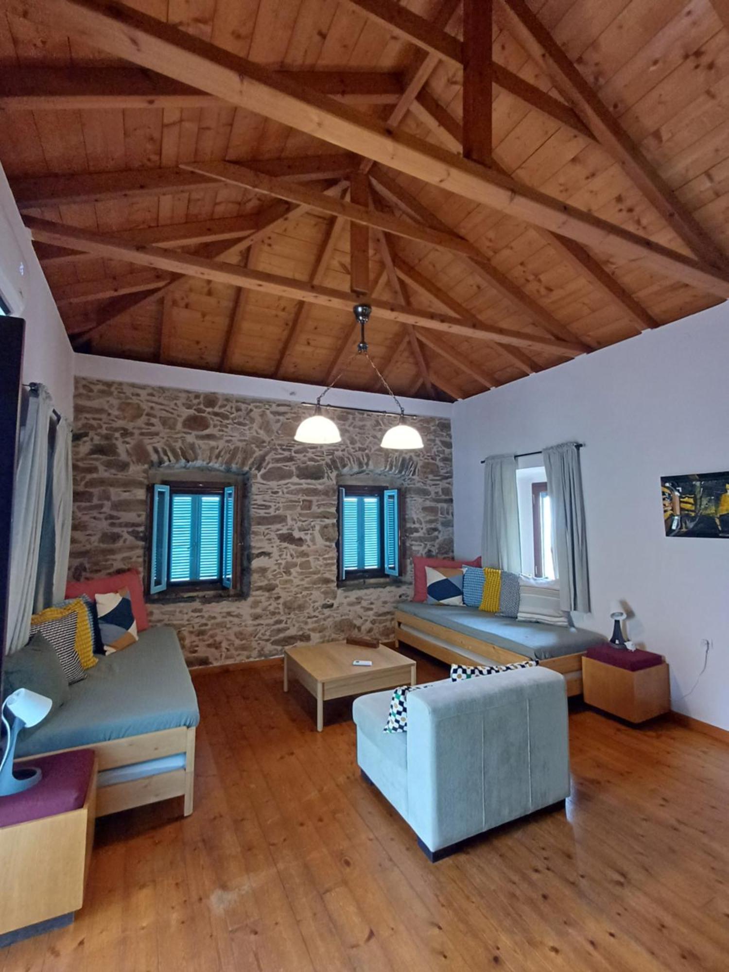 λιθόκτιστη παραδοσιακή οικία Holiday home
